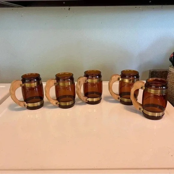 Vintage 1960s Siesta Ware Western Amber Mugs with Wooden Handles - Picture 4 of 8